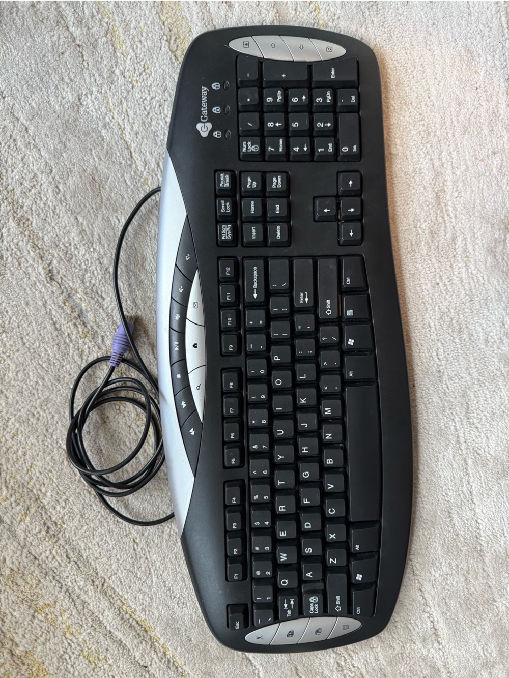 Gateway KB-0401 Wired Multimedia Keyboard Black Silver PS/2 Retro PC Windows